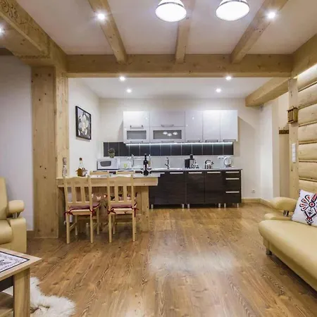 Famixdom - Tatry Apartmán